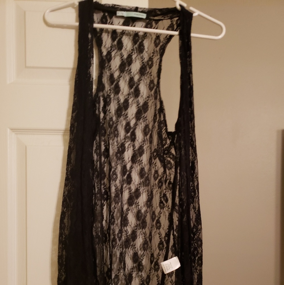 Lace Vest size M